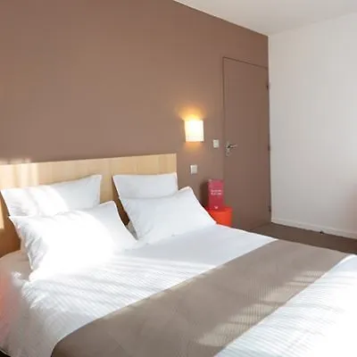 Hotel apartamentowy Appart'city Confort Rennes - Sevigne 3*